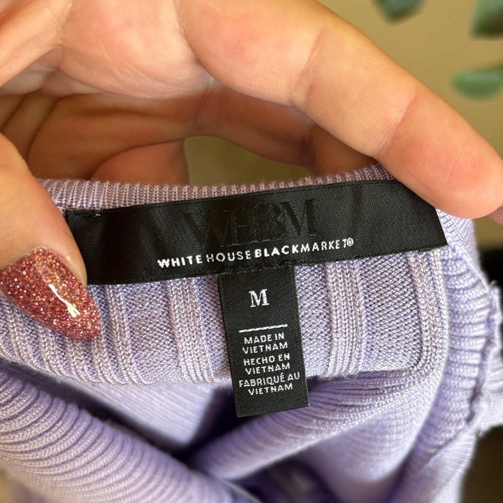 White House Black Market Lavender Tank Top - Picture 4 of 6